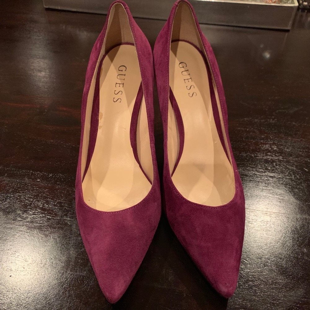 Suede Purple GUESS Pumps